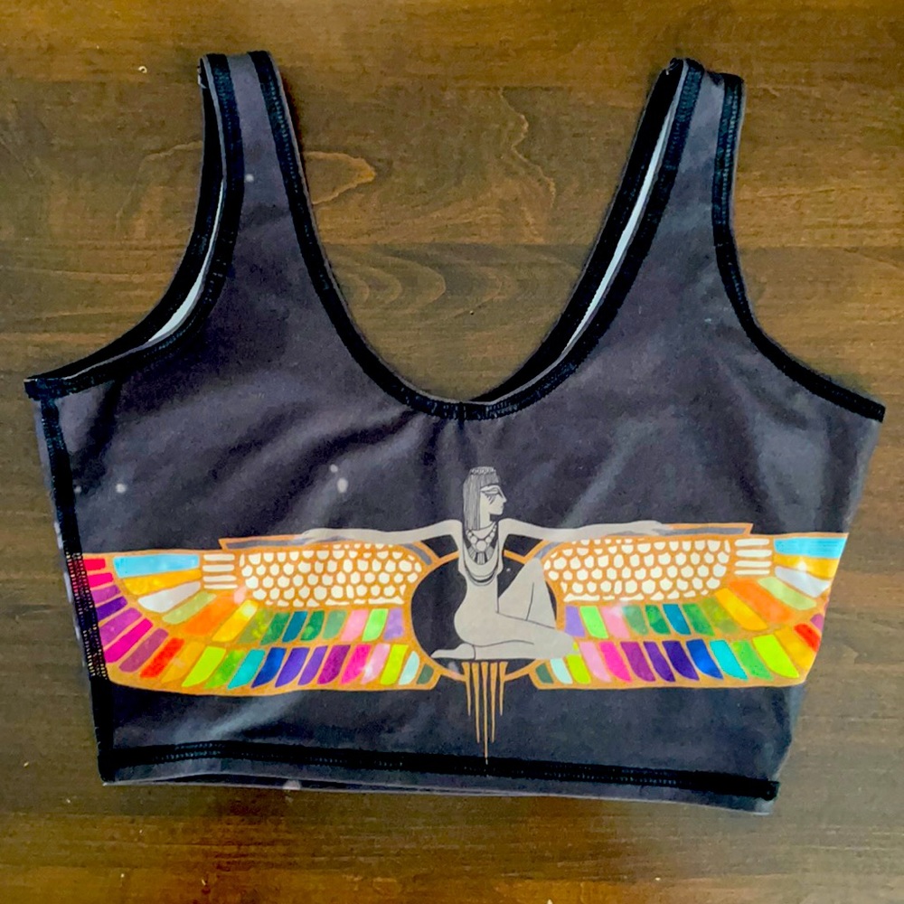 Teeki crop top size XS/SM